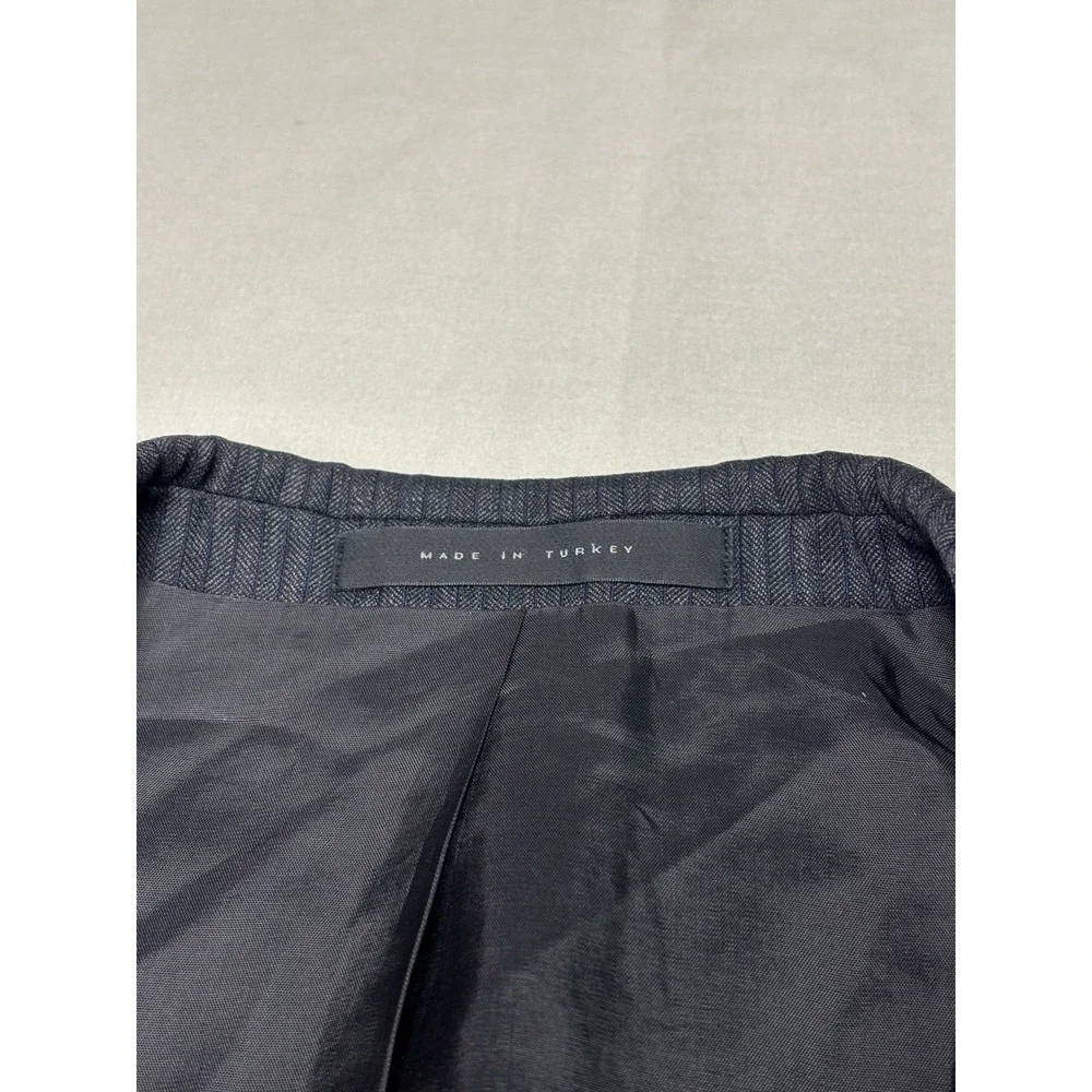 Hugo Boss The Grand Central Mens 44L Pinstripe  Grey 2 Button Suit‎ W38xL35